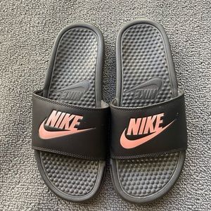 Nike womens slides size 8